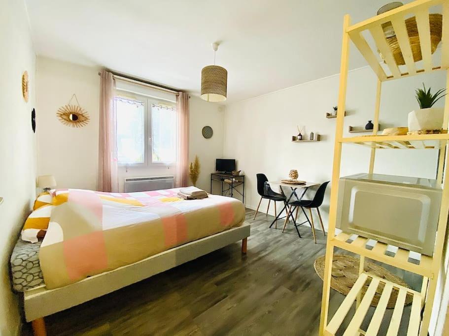 Apartament Au Calme Confort & Proche Centre Le Mans Zewnętrze zdjęcie